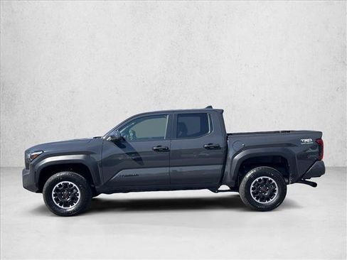 Used 2025 Toyota Tacoma TRD Off-Road image 8