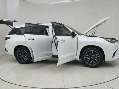 Used 2025 Lexus TX 350 AWD w/ Technology Package image 73