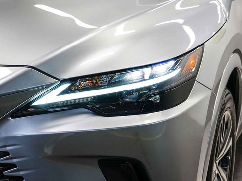 Used 2024 Lexus RX 350 FWD w/ Technology Package image 7