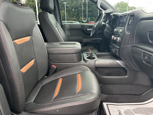 Used 2022 GMC Sierra 1500 AT4 w/ AT4 Preferred Package AWD/4WD image 14