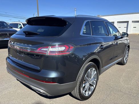 Certified 2022 Lincoln Nautilus Reserve w/ Luxury Package image 5