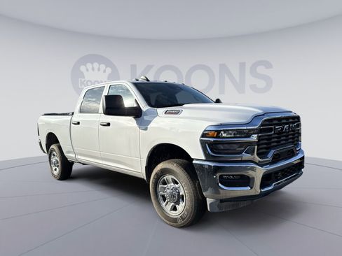 New 2026 RAM 2500 Tradesman w/ Chrome Appearance Group image 10