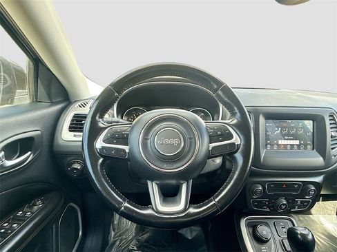 Used 2021 Jeep Compass Latitude w/ Convenience Group image 11