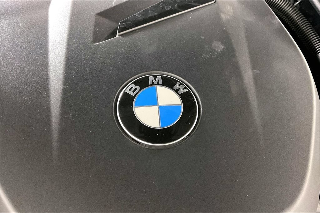Used 2025 BMW 330i Sedan RWD image 32