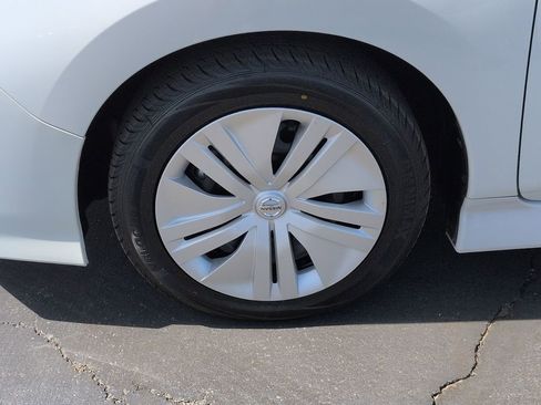 Used 2020 Nissan Leaf S FWD image 10