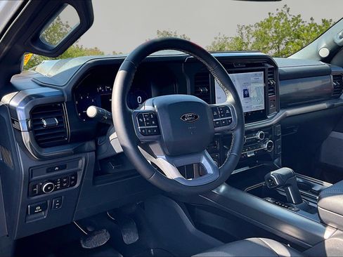 Used 2025 Ford F150 Lariat w/ Equipment Group 502A High image 14