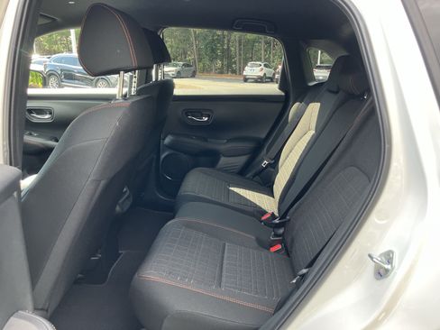 Used 2027 Honda HR-V Sport image 31