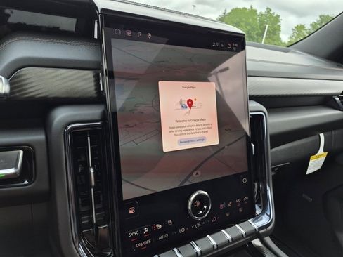 New 2026 GMC Yukon XL AT4 w/ AT4 Premium Plus Package AWD/4WD image 25