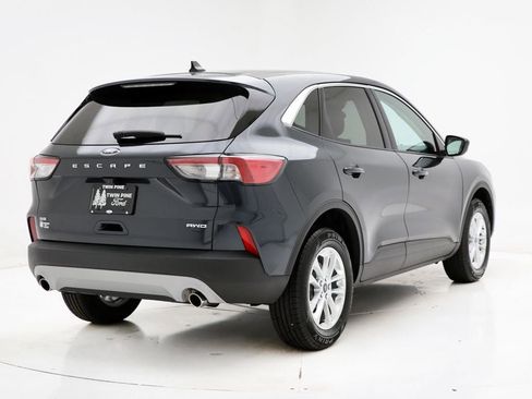 Used 2022 Ford Escape SE w/ Convenience Package image 9