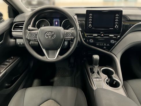 Used 2024 Toyota Camry LE image 18