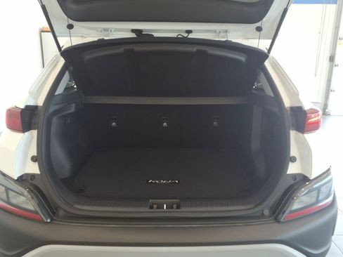 Certified 2023 Hyundai Kona SEL AWD/4WD image 18