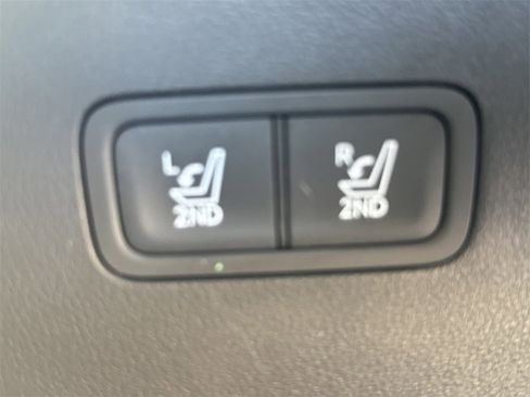 Used 2024 Hyundai Santa Fe SE image 19