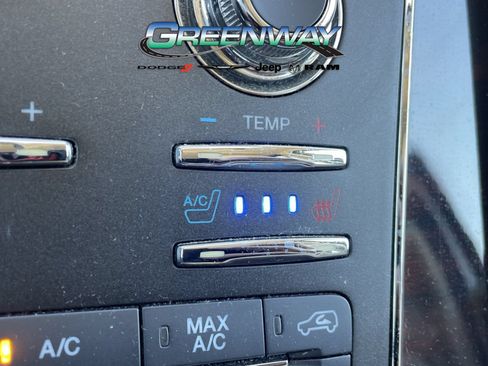 Used 2015 Lincoln Navigator 4WD w/ Equipment Group 101A Reserve image 24