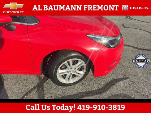 Used 2018 Chevrolet Cruze LT FWD image 28