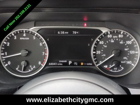 Used 2025 Nissan Pathfinder SV FWD image 28