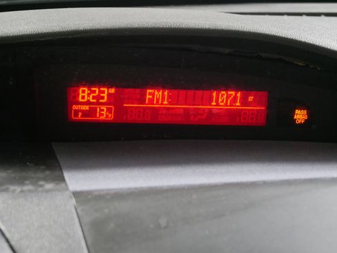 Used 2011 MAZDA MAZDA3 i Touring image 33