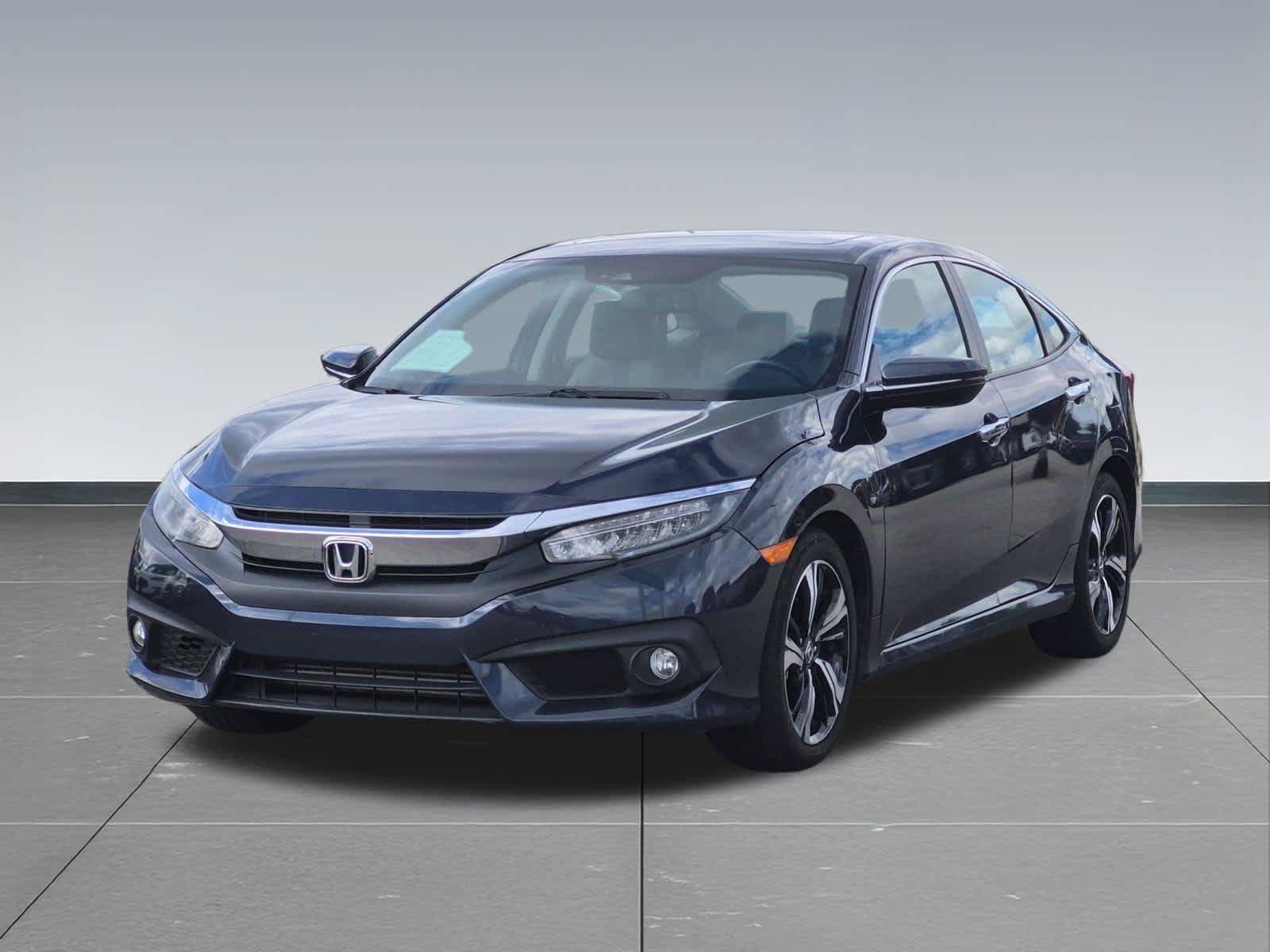 Used 2016 Honda Civic Touring image 10