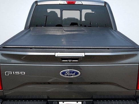 Used 2017 Ford F150 Lariat AWD/4WD image 6