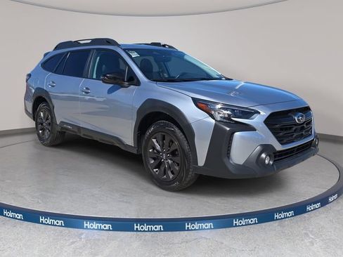 Used 2025 Subaru Outback Onyx Edition AWD/4WD image 4