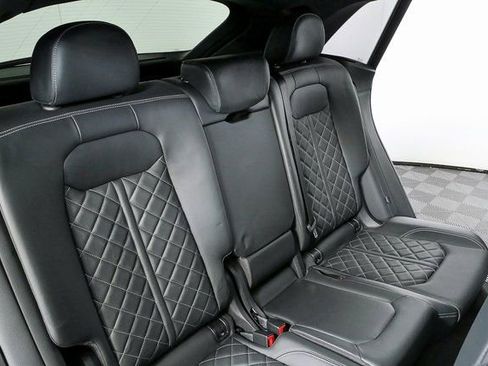 Used 2023 Audi SQ8 Prestige w/ Prestige Package image 23