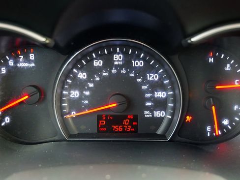 Used 2014 Kia Sorento LX image 40