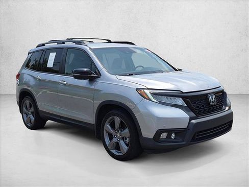 Used 2019 Honda Passport Touring image 3