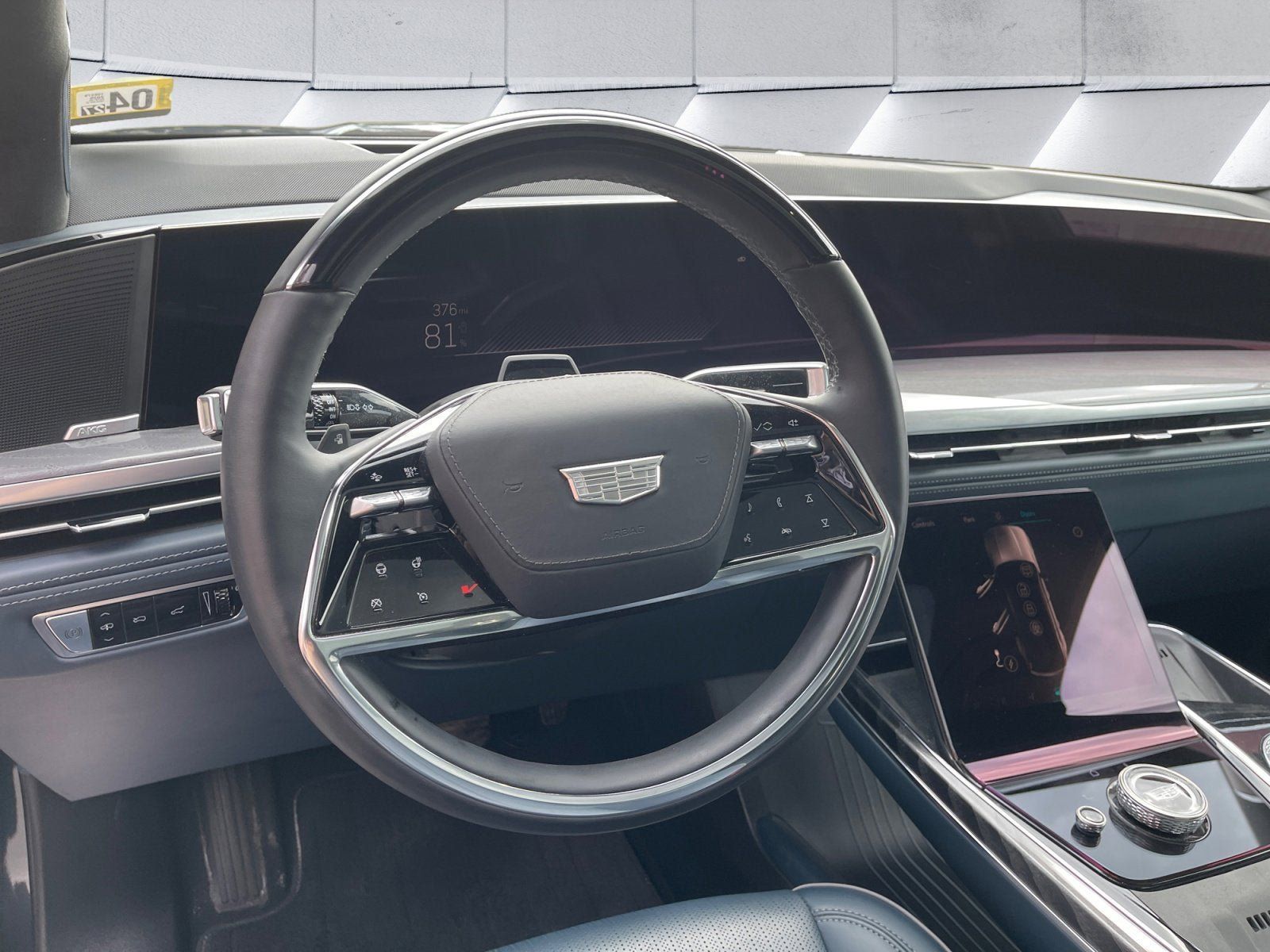 Certified 2025 Cadillac Escalade IQ Luxury 2 w/ LPO, Premium Carpet Package AWD/4WD image 30