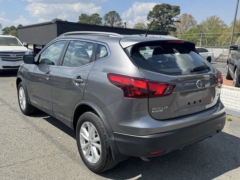 Used 2017 Nissan Rogue Sport SV FWD image 7