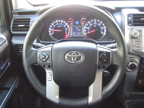 Used 2019 Toyota 4Runner Limited w/ Four Season Floor Mat Package image 24