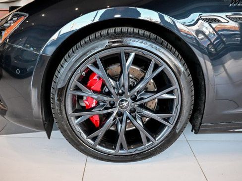 Used 2022 Maserati Ghibli Modena Q4 image 46