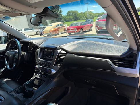 Used 2016 Chevrolet Suburban LT AWD/4WD image 34