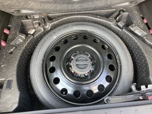 Used 2010 GMC Terrain SLT w/ Cargo Package image 31