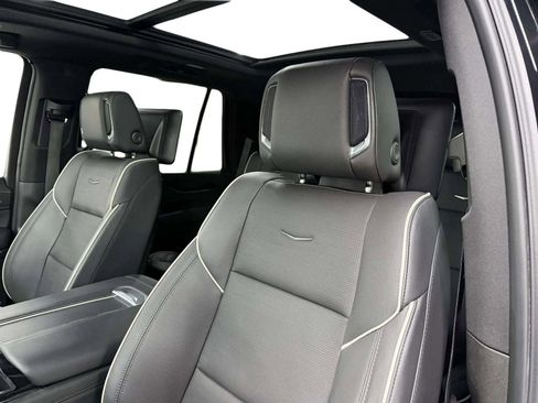 Used 2023 Cadillac Escalade Sport image 15