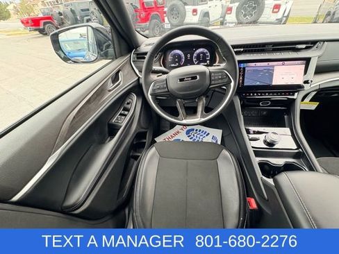 New 2026 Jeep Grand Cherokee Altitude AWD/4WD image 14