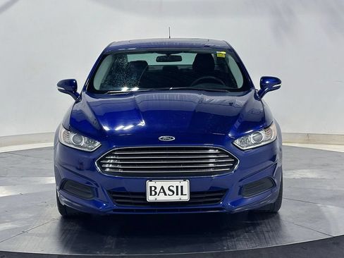 Used 2016 Ford Fusion SE FWD image 9