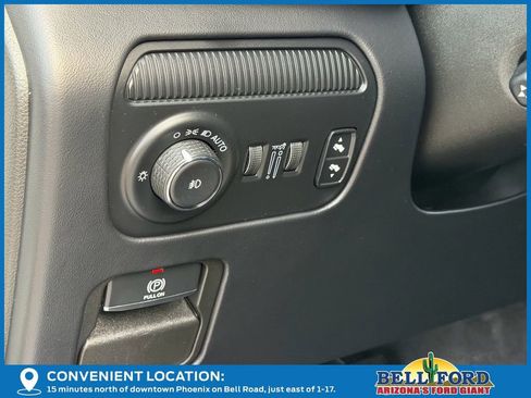 Used 2023 Jeep Grand Wagoneer Series II image 25