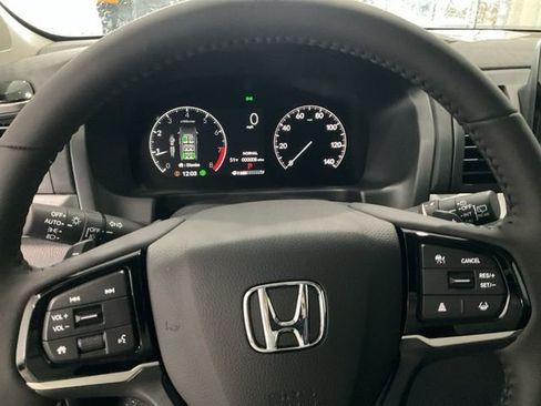 New 2026 Honda Odyssey Touring image 8