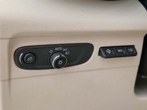 Used 2023 Buick Envision Avenir AWD/4WD image 14