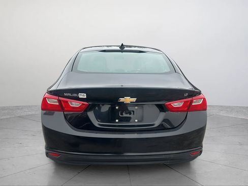 Used 2018 Chevrolet Malibu LT image 14