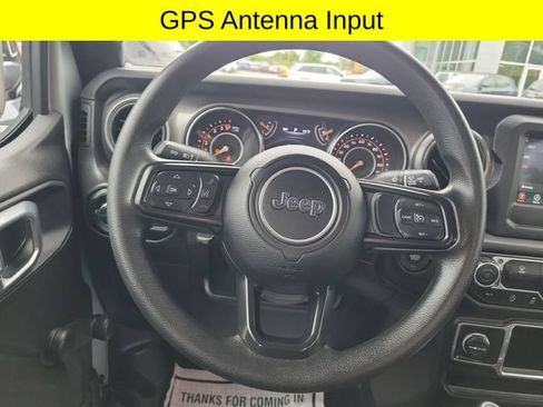 Used 2023 Jeep Gladiator Sport w/ Trailer Tow Package AWD/4WD image 10