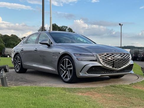 Used 2025 Genesis G80 2.5T Advanced AWD/4WD image 9