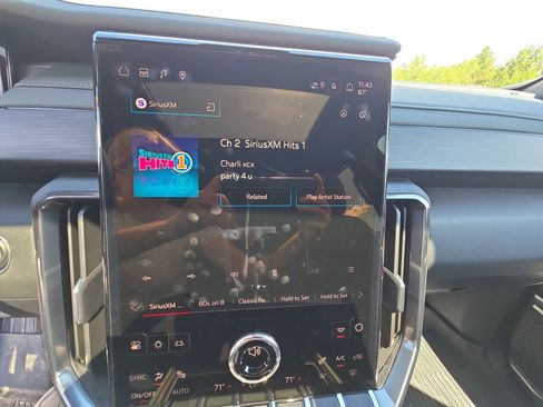 New 2026 GMC Acadia AT4 w/ LPO, Floor Liner Package image 49