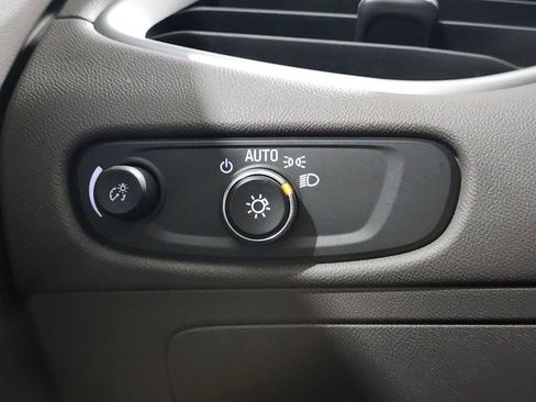 Used 2023 Chevrolet Malibu LS FWD image 17