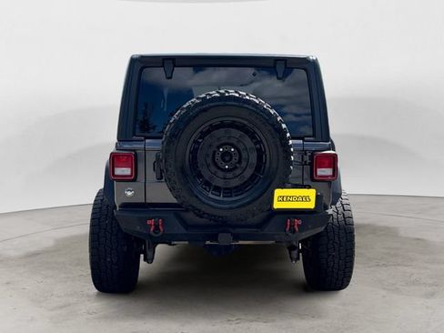 Used 2021 Jeep Wrangler Unlimited Rubicon AWD/4WD image 6
