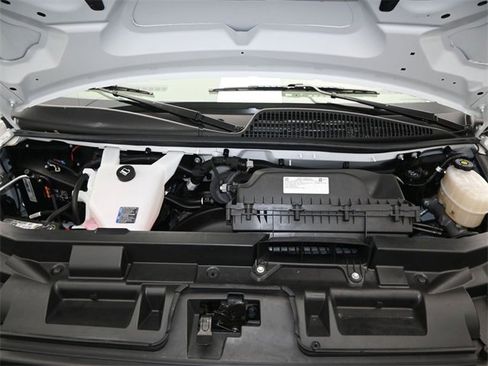 Used 2024 Chevrolet Express 2500 w/ Driver Convenience Package image 14