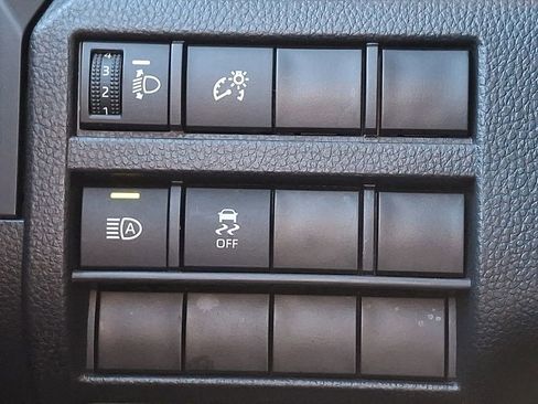 Used 2024 Toyota Tacoma SR image 22