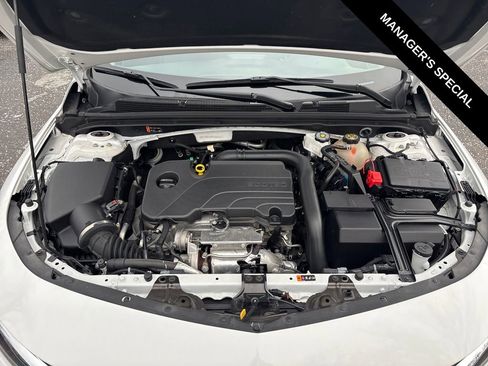 Used 2023 Chevrolet Malibu LT image 9