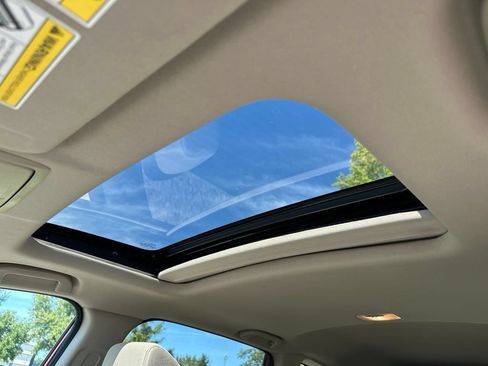 Used 2018 Honda CR-V EX image 5