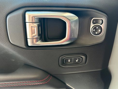 Used 2024 Jeep Wrangler Unlimited Rubicon 392 image 14