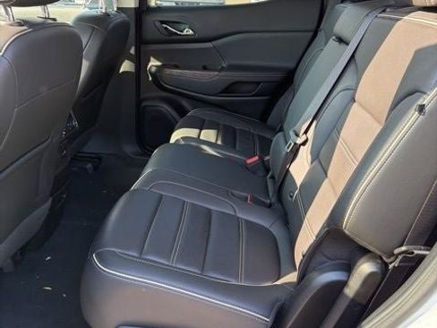 Used 2023 GMC Acadia Denali image 10